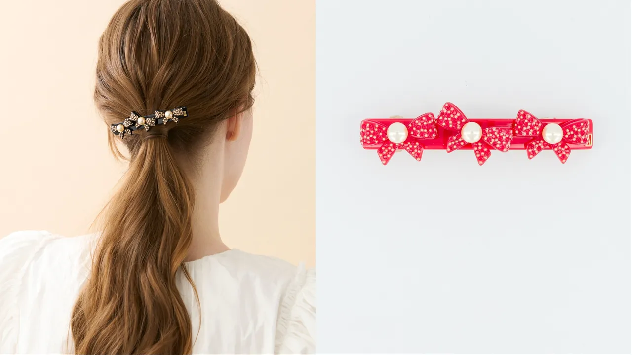 亚历山卓「圣，诞臻献」系列珍珠蝴蝶结仕女夹，各1万2800元。品牌提供