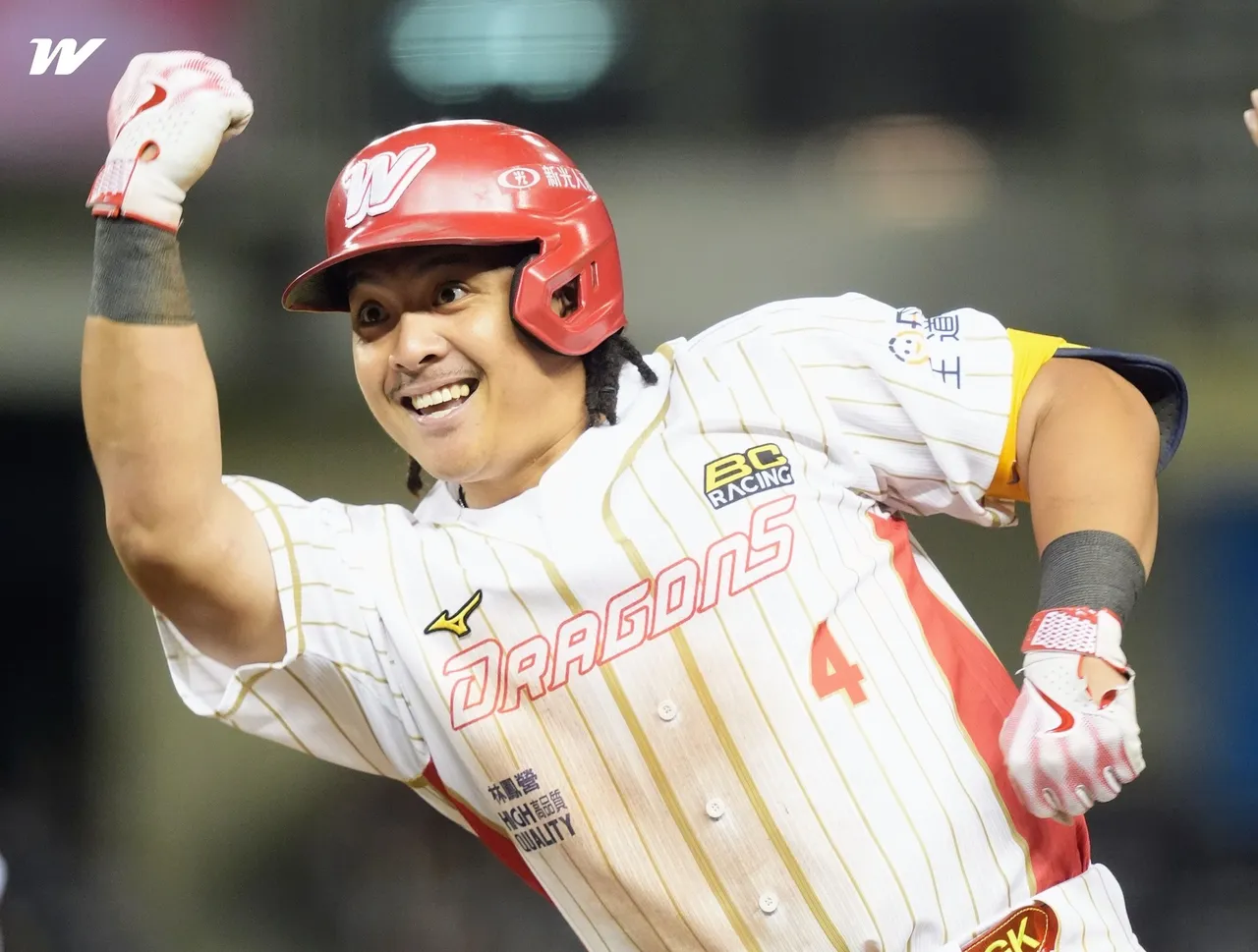 笑死！吉力吉捞祝福徐若熙　顺便向「软银的长官」自荐