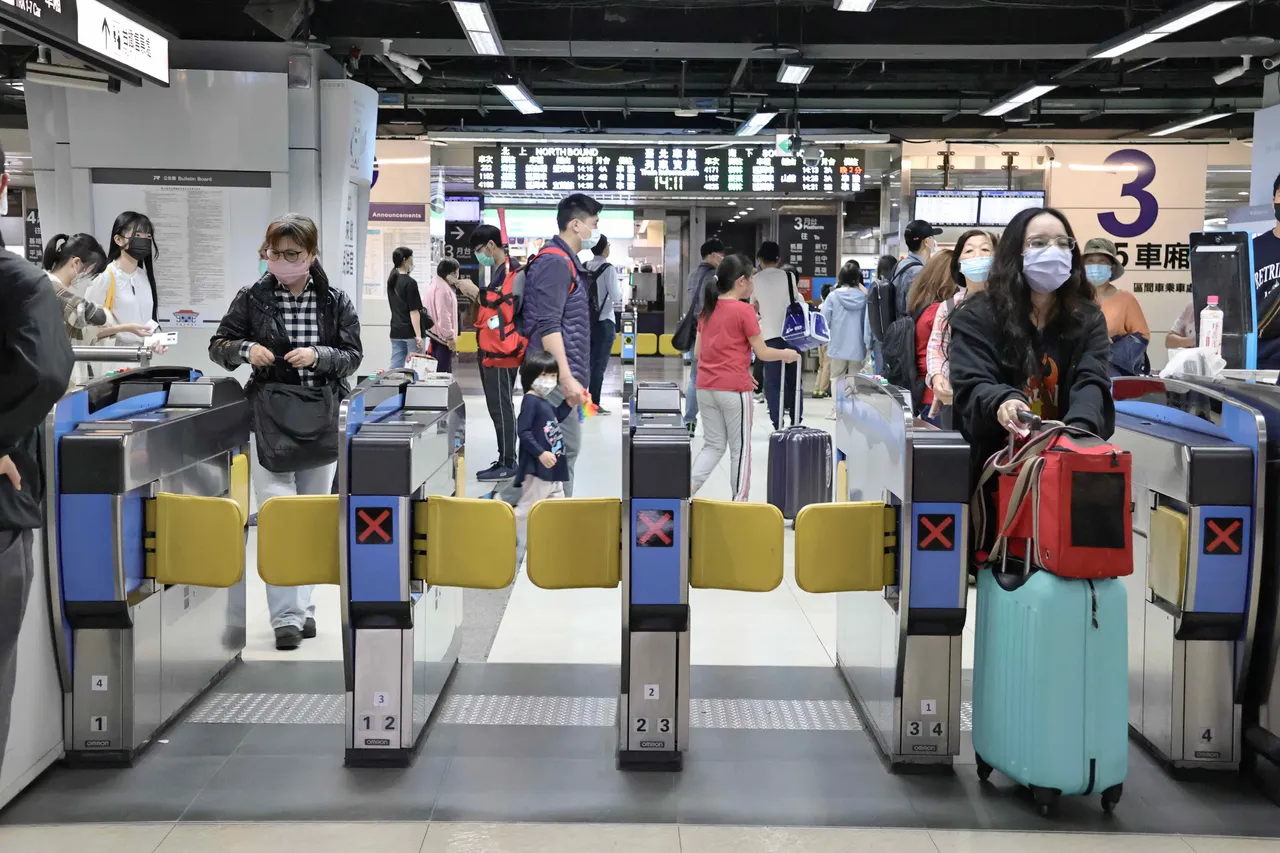 台铁元旦调整行动支付！一卡通、悠游付共9家适用　这家先暂停