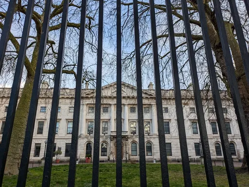 中国巨型使馆伦敦建案待决　北京在英外交足迹引关注