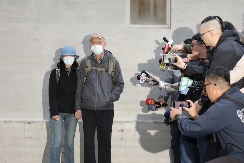 张文父母下跪道歉背后的痛　精神科医师谈加害者家属压力