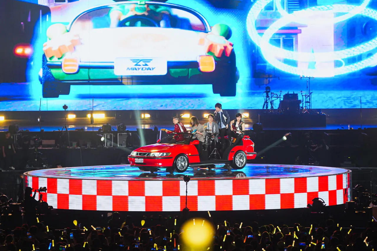 五月天今晚起于台中举办6场演出，预计将吸引15万人次同欢迎新年。相信音乐提供