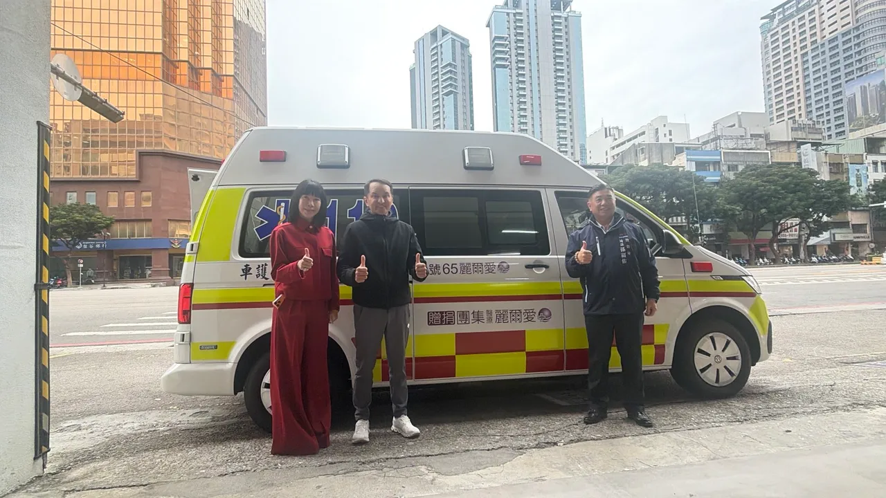 爱尔丽集团再捐中市消防局救护车　总裁常如山霸气喊「有需求尽量提」