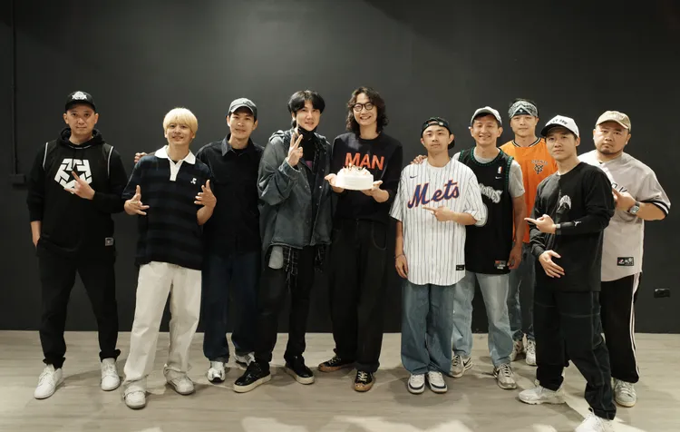 金曲樂團宇宙人備戰攻蛋演唱會。相信音樂提供