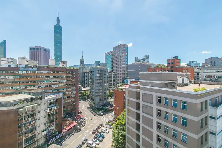 憑藉著區段優勢，大安區近一年交易量有所支撐，在台北市各行政區的交易量中升至第二。永慶房產集團提供