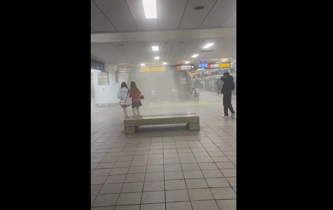 北捷M8疑「有人丢烟雾弹」　大批旅客仓皇逃！1人无生命迹象