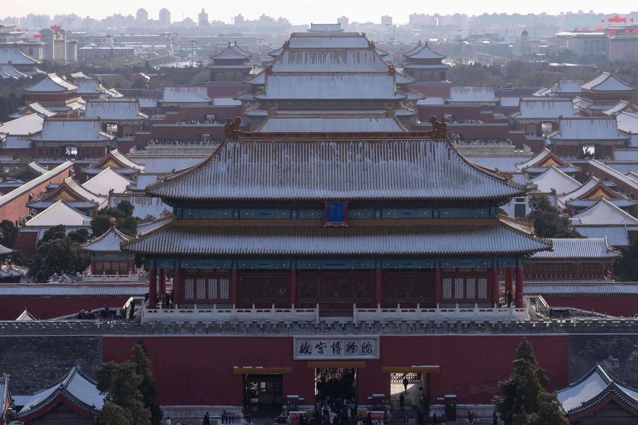 北京初雪讓北京故宮一夕白頭。美聯社