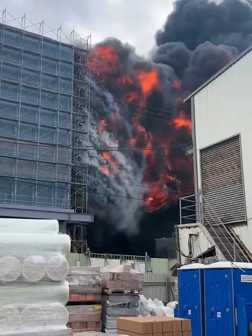 全联台中仓储恶火9死8伤　3公司14人遭起诉