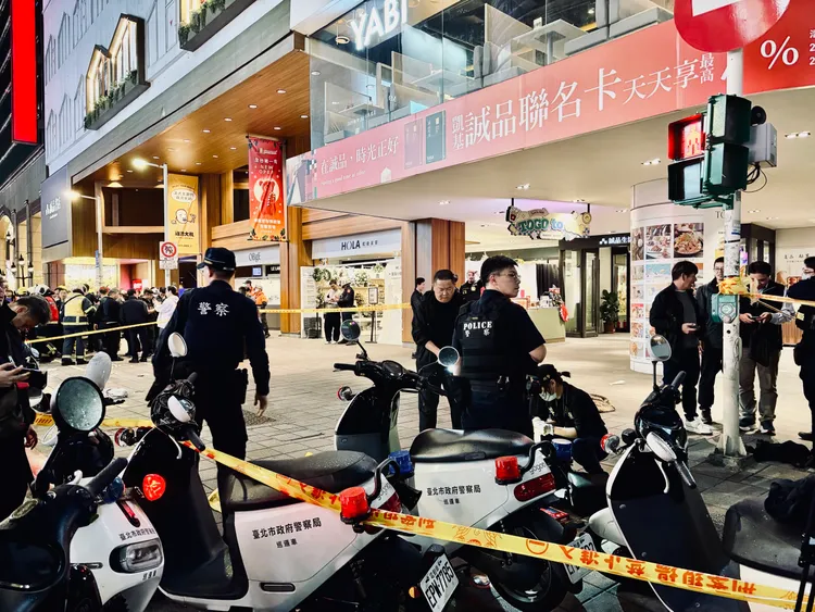 北捷掷弹砍人｜黑衣男随机砍人！民众党：谴责所有形式暴力、恐惧散播