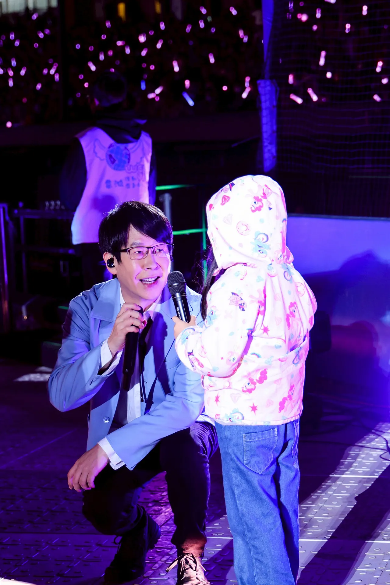 冠佑。相信音乐提供