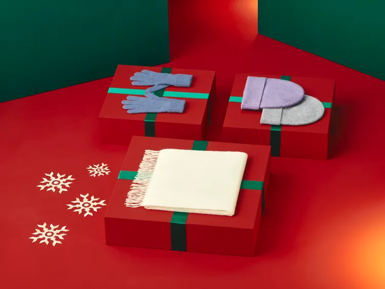 保暖配件小物則成為百元交換禮物首選。品牌提供