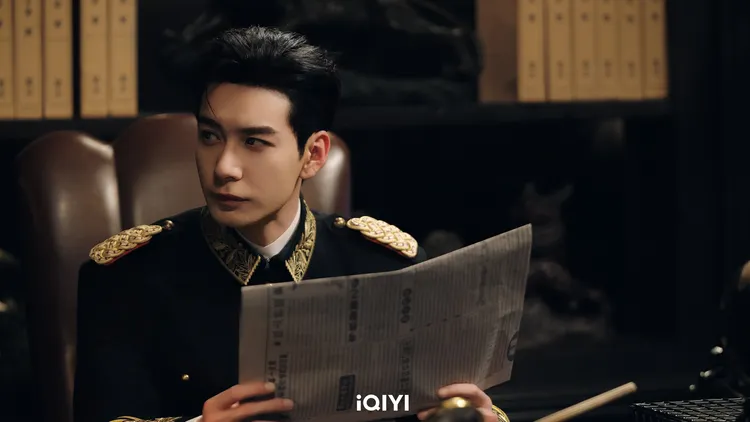 陳星旭在劇中以軍裝造型帥氣亮相。iQIYI愛奇藝國際版提供