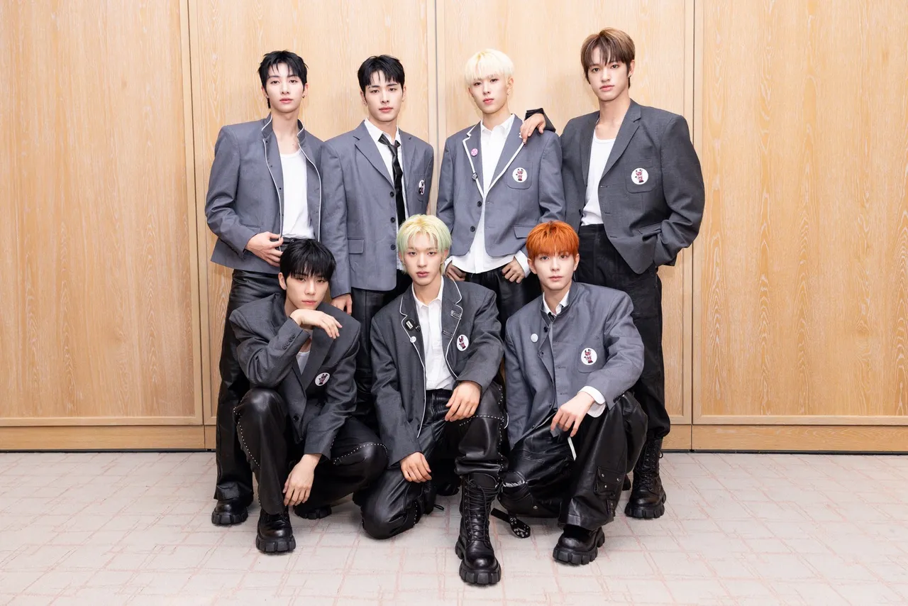 苏建（前排左起）觉得他和TOMOYA最爱开玩笑。艺尚提供