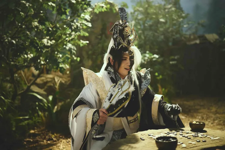 春風爛臉也要演。麻吉砥加提供