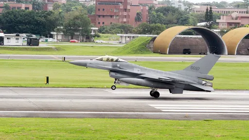 F-16坠海｜战机防撞地系统装机进度「零」　蓝委批政府毫不在乎