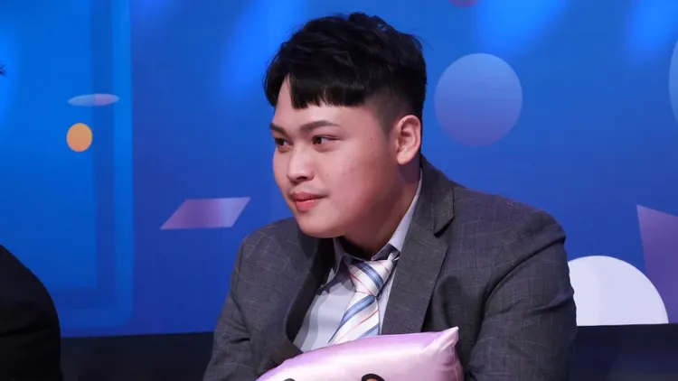 中天記者林宸佑因違反《國安法》等罪遭羈押，帳戶百萬金流曝光。翻攝林宸佑臉書