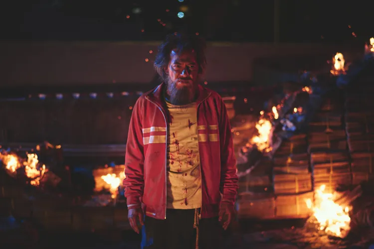 《功夫》戴立忍與劉冠廷師兄弟翻臉開戰，兩人武打風格形成強烈對比。麻吉砥加提供