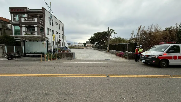 救護車到場時婦人已無生命跡象。民眾提供