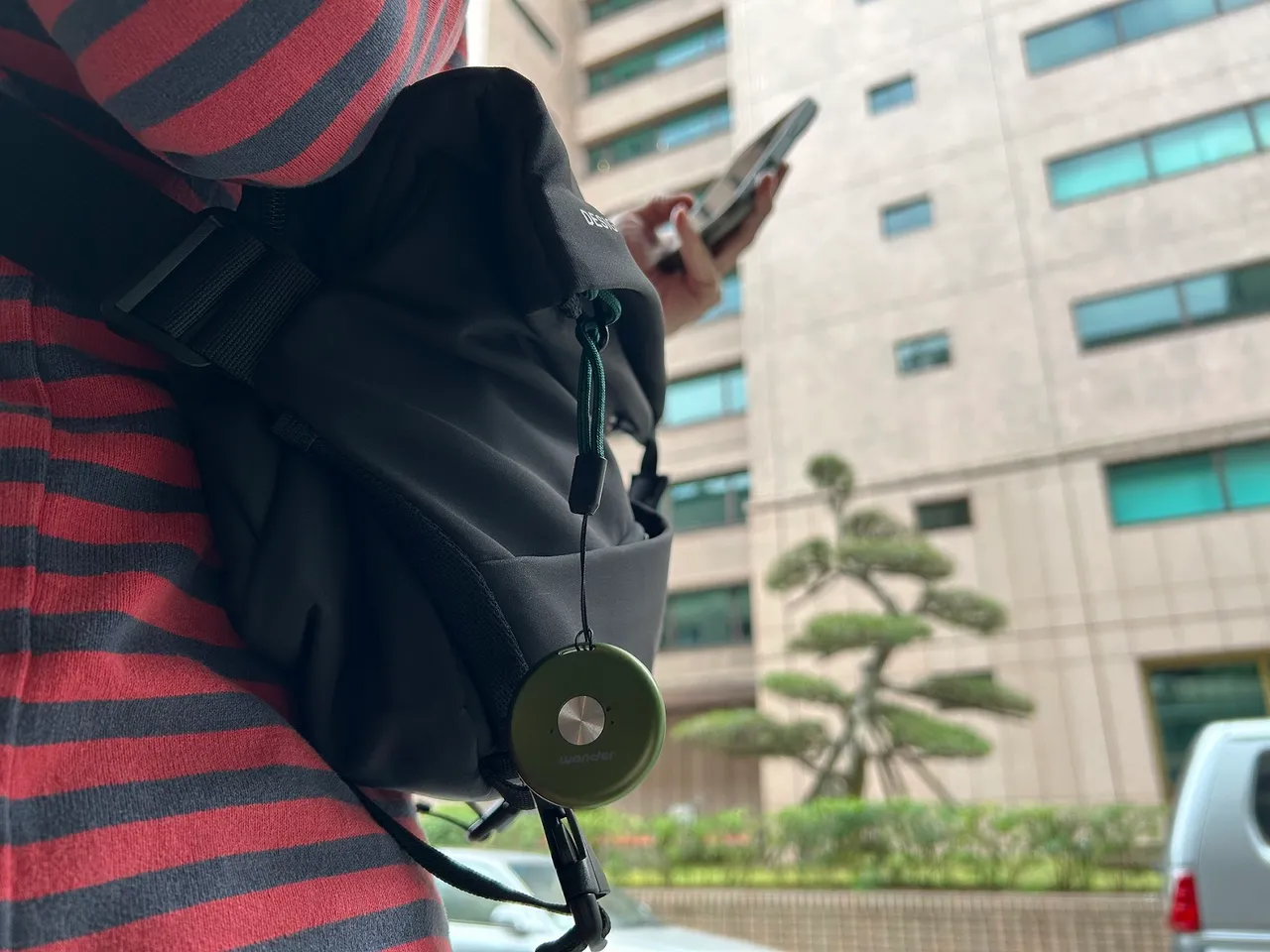 體積輕巧的「抹茶機」支援多國離線翻譯，可放口袋或隨手掛在背包上。486團購提供