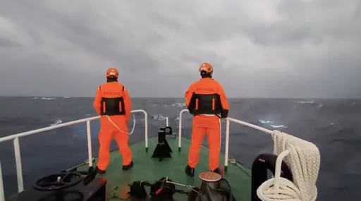 全力搜救飞官辛柏毅！管碧玲：为他祈祷