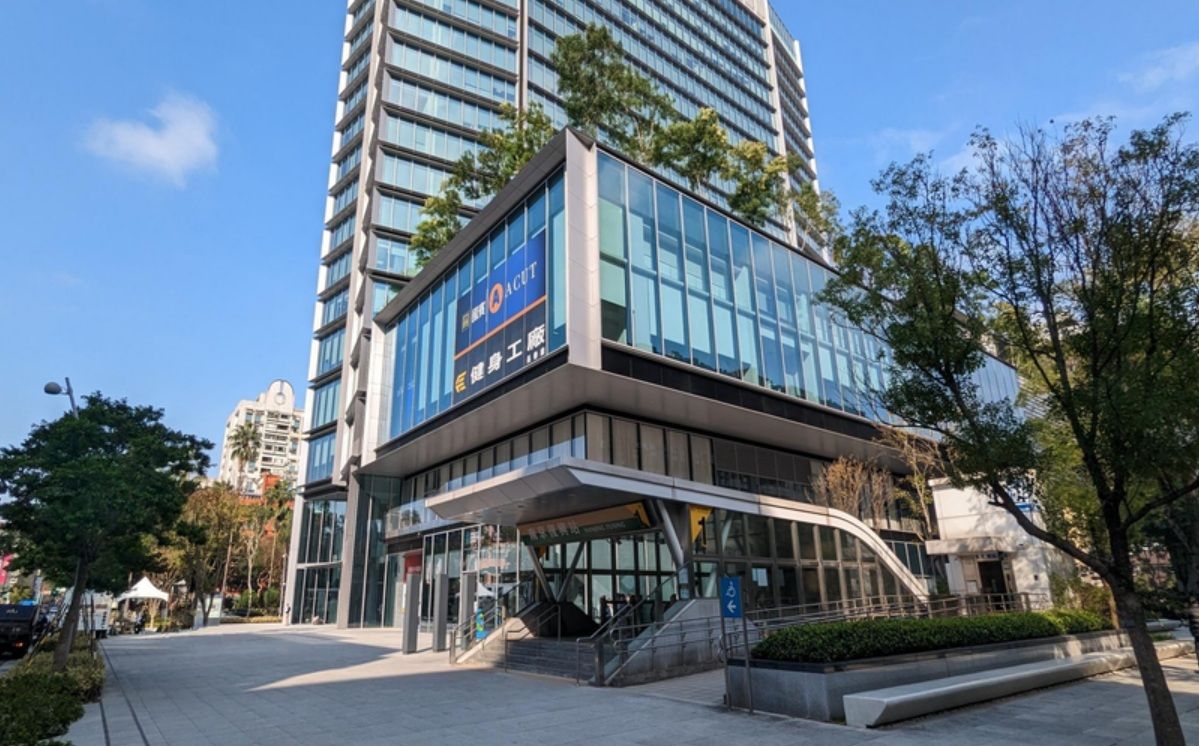 健身工廠爆女廁被裝針孔 女會員一看「淋浴間我都不敢去看」