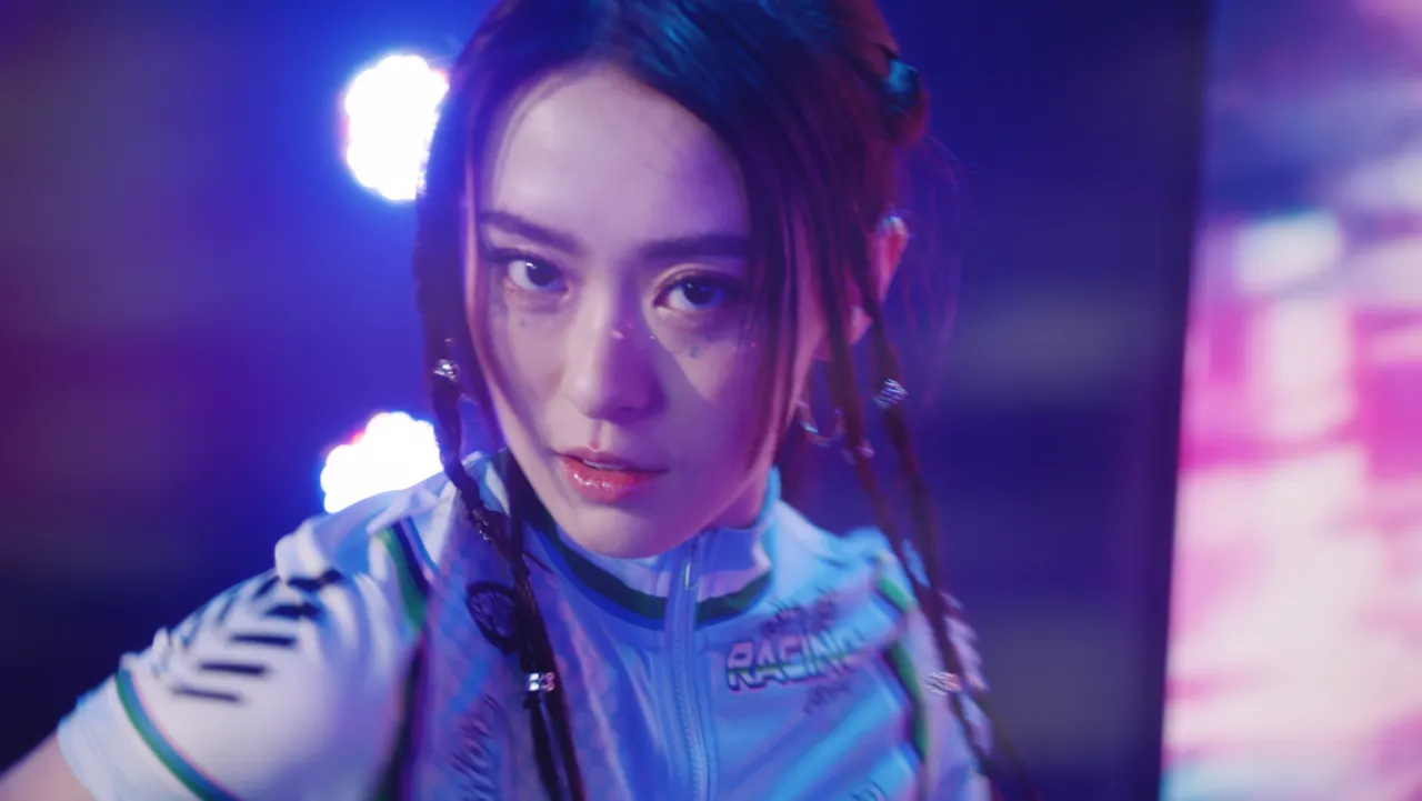 邱偲琹在剧中饰演被威胁的女偶像。乐波时代提供