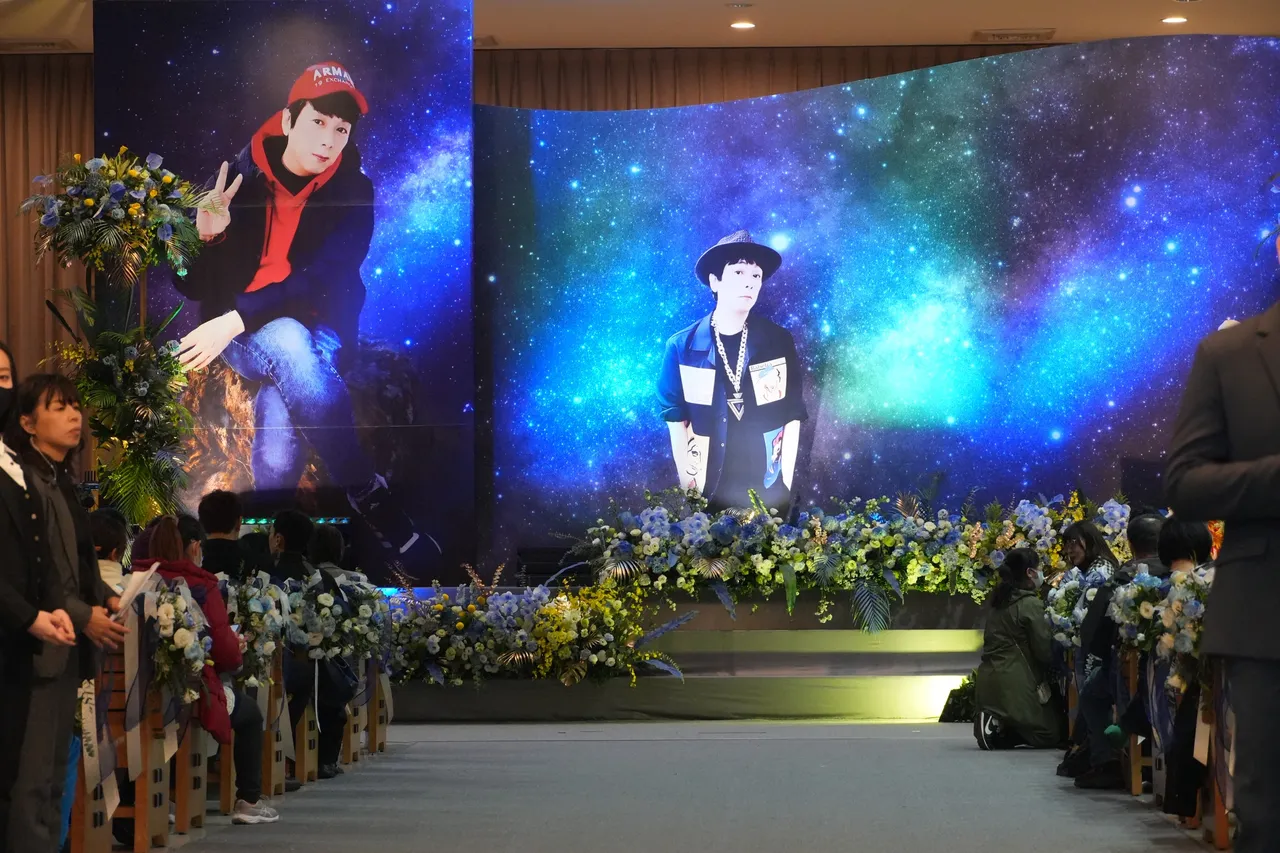 曹西平靈堂。彭欣偉攝