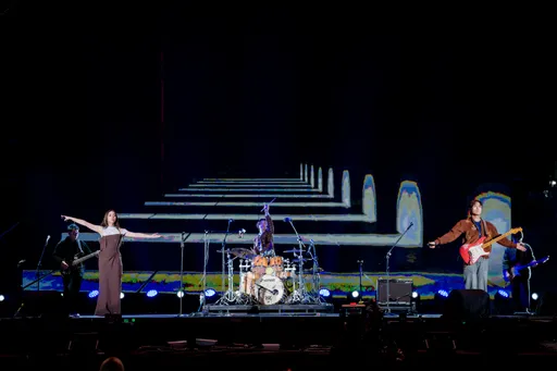 告五人港都压轴献唱　嗨喊「高雄，我们回来了」