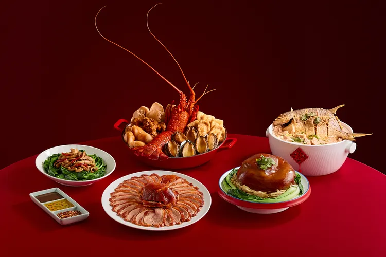 迎接馬年長達9天春節連假，王品集團旗下全品牌，即日起開放春節餐廳訂位。王品集團提供