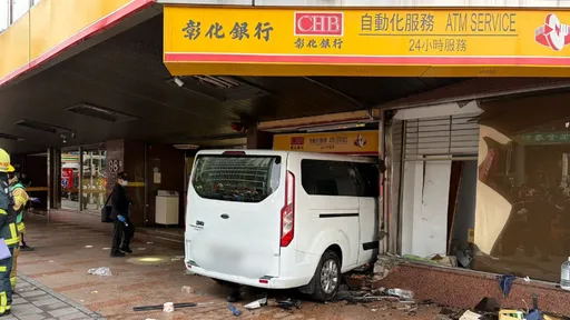 採訪車衝撞！10人送醫3重傷　三立道歉「會負起應盡責任」