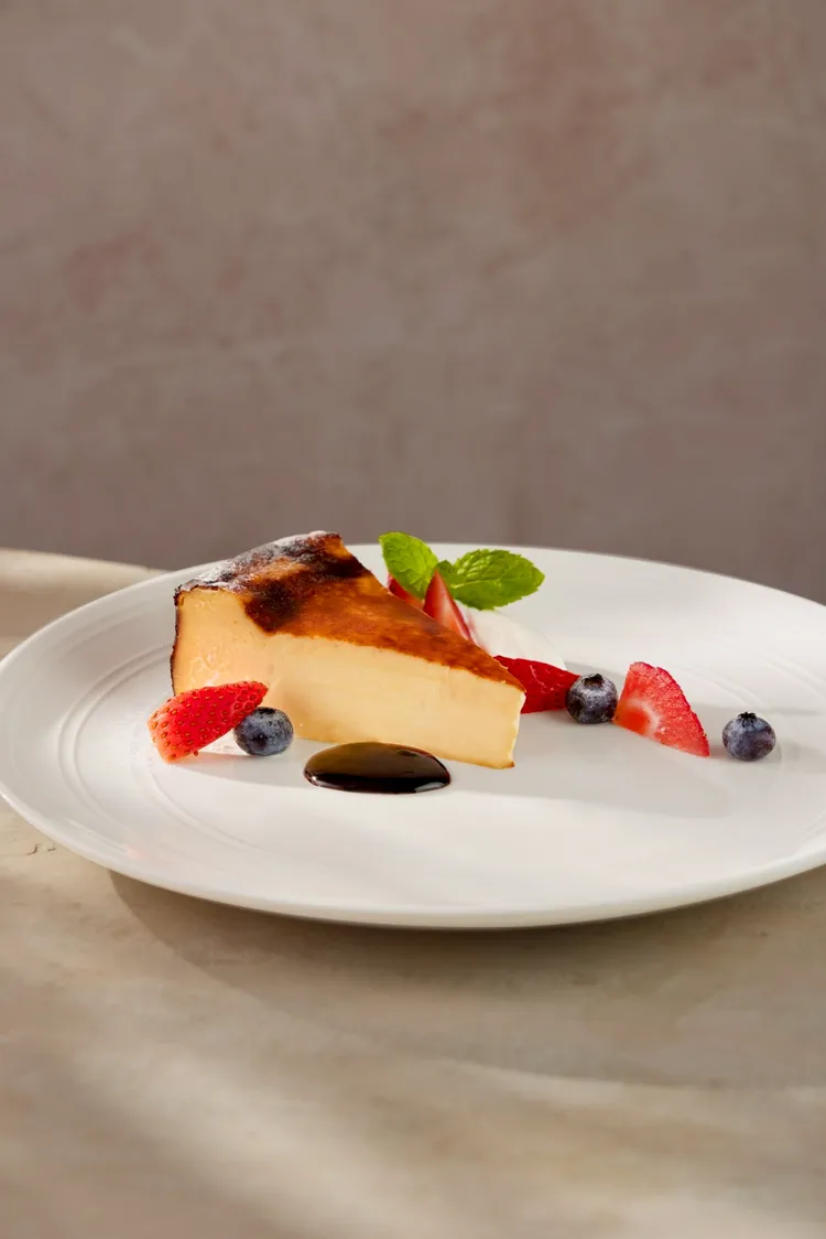 黑金半熟巴斯克乳酪。業者提供