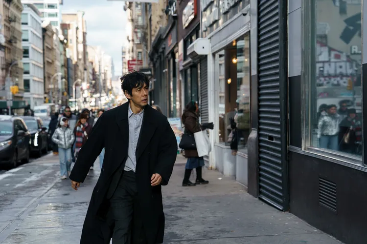 西島秀俊直呼能在紐約街頭拍戲是很特別的體驗。甲上提供