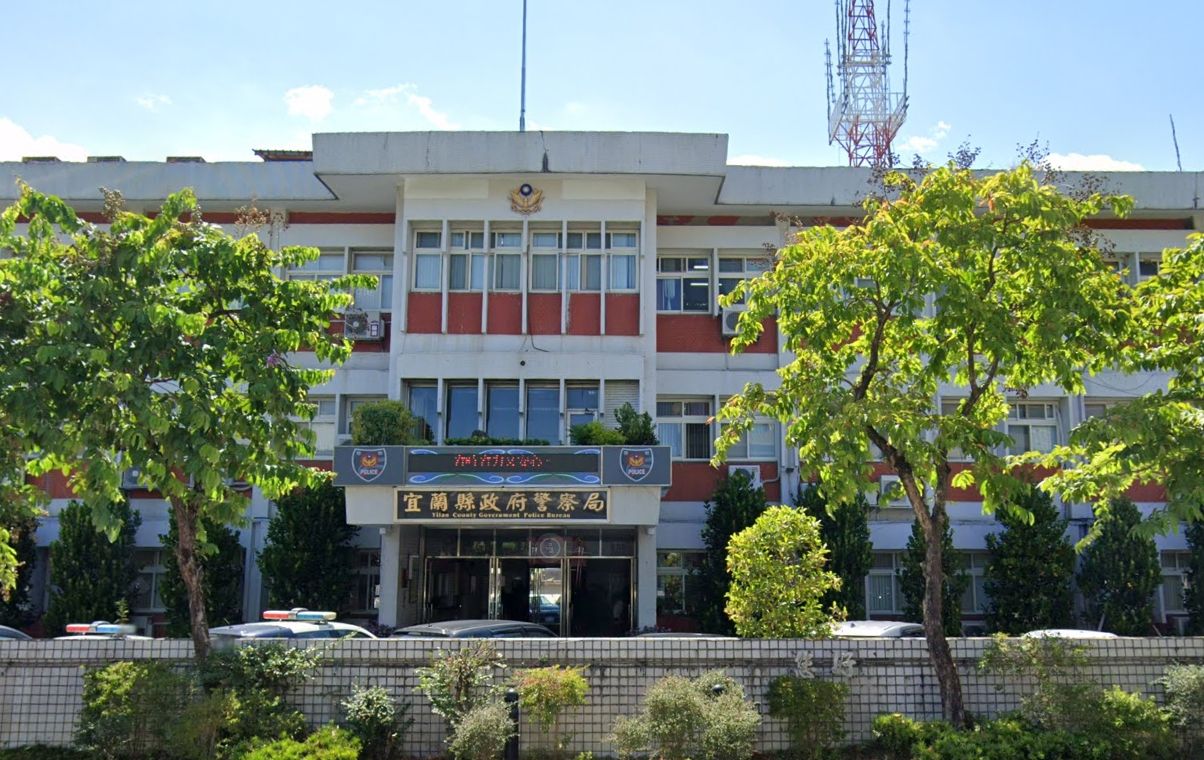 職務之便搞外遇!督察遭爆車震人妻 宜縣警局說話了