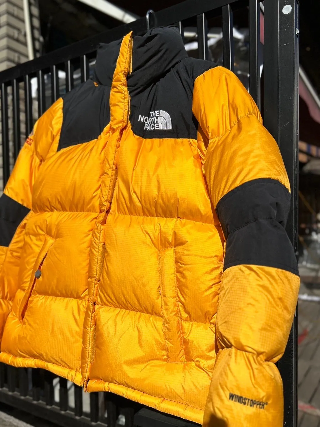 羽绒衣惊传造假！鸭绒充鹅绒被抓包　The North Face认了允退费