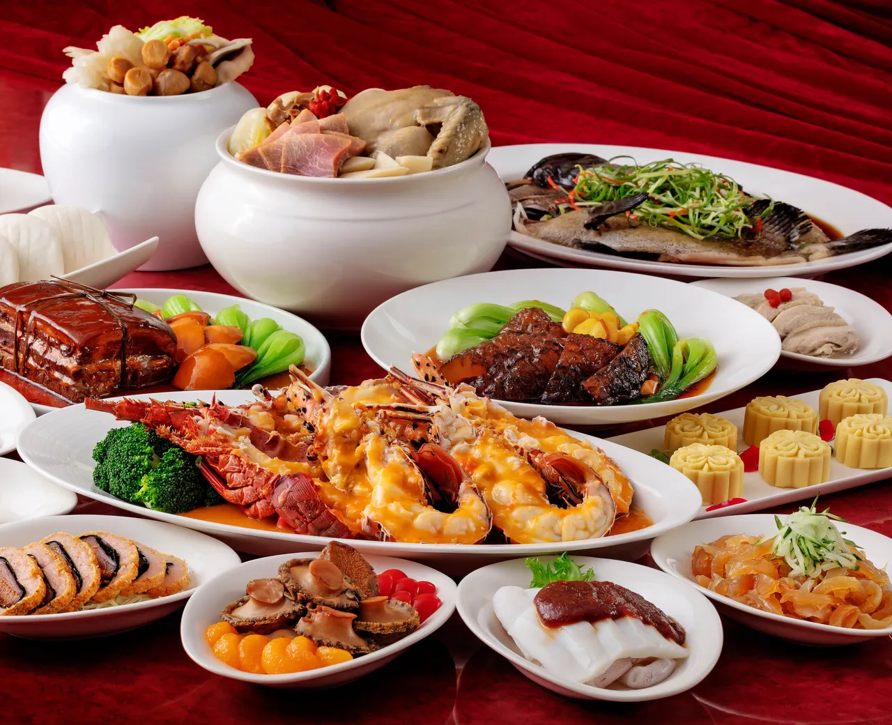 国联饭店「马到成功」年菜中西双禽内馅争艳　外带6人份1万3800元