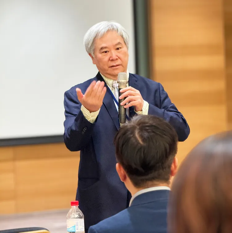 台灣胞外體醫療協會理事長曾育弘外泌體產業將迎來關鍵洗牌，唯有正規化才能勝出。