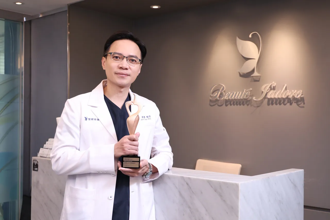 10大人气医师专访｜陈振丰「拒绝客户」收服人心　包办太太脸部美学自评满分丈夫