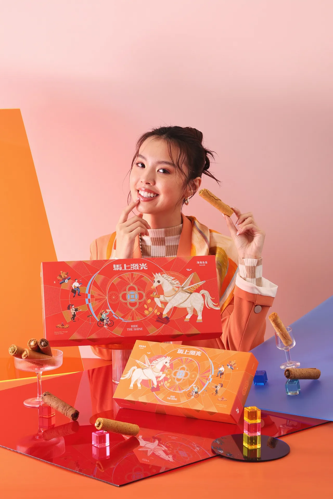 「海有财」集结花生、肉松等人气口味打造24入澎湃礼盒，「海有福」则为8入巧致礼盒适合共享。业者提供