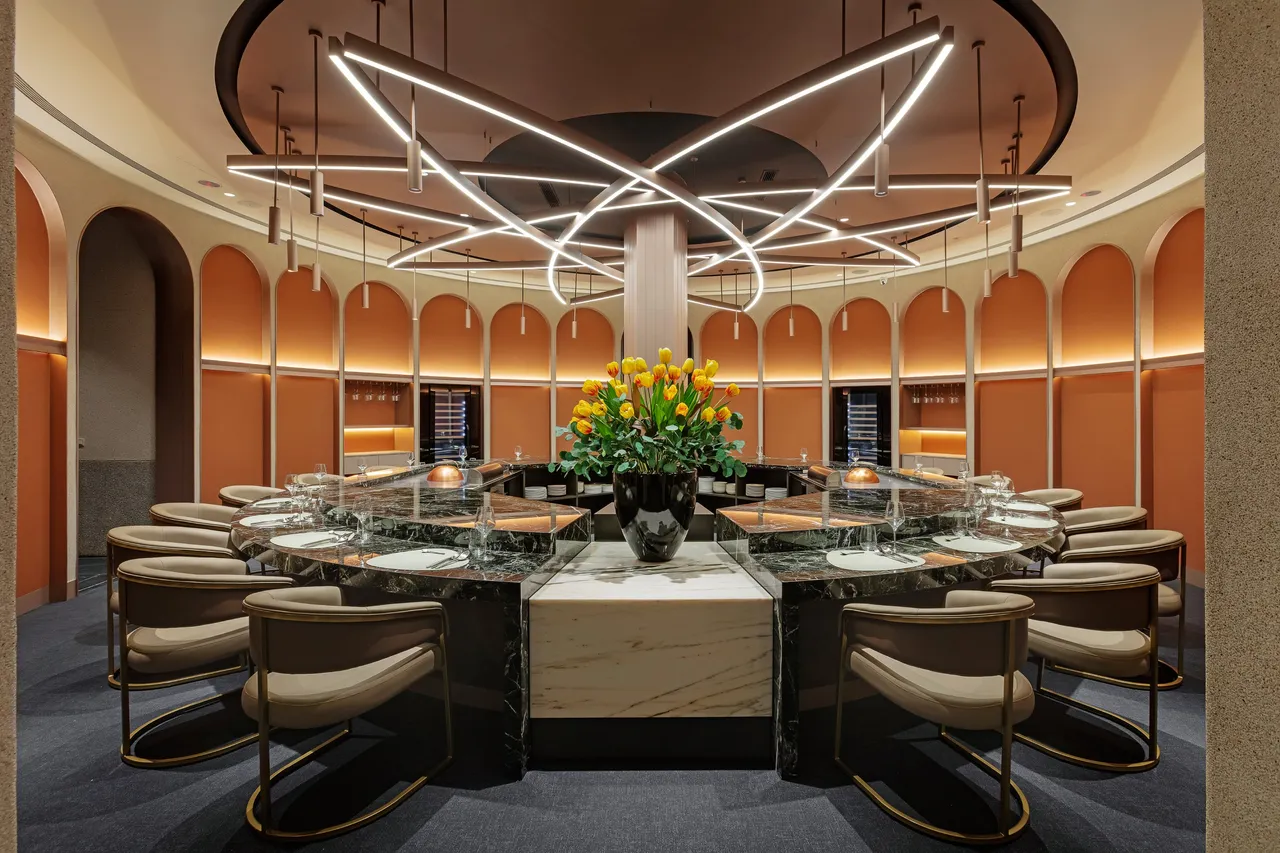 夏登法式铁板烧位于台中七期。业者提供