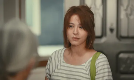 八點檔女神裝可憐騙「補助」　被抓包奢華度日惱羞成怒