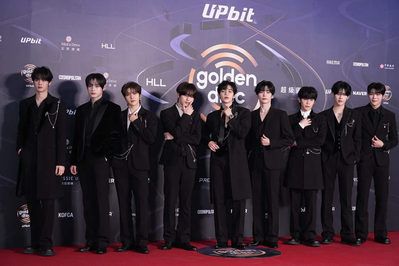 ZEROBASEONE。彭欣伟摄