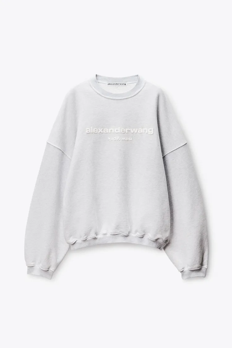 alexanderwang台灣限定灰色Logo立體印花長袖上衣，1萬6800元。品牌提供