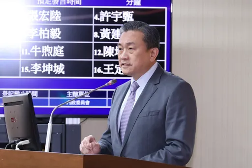 F-16失聯飛官搜救有進展了！綠委曝「已定位飛機位置」