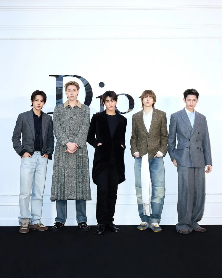 CORTIS穿著Dior 2026夏季時裝系列。品牌提供