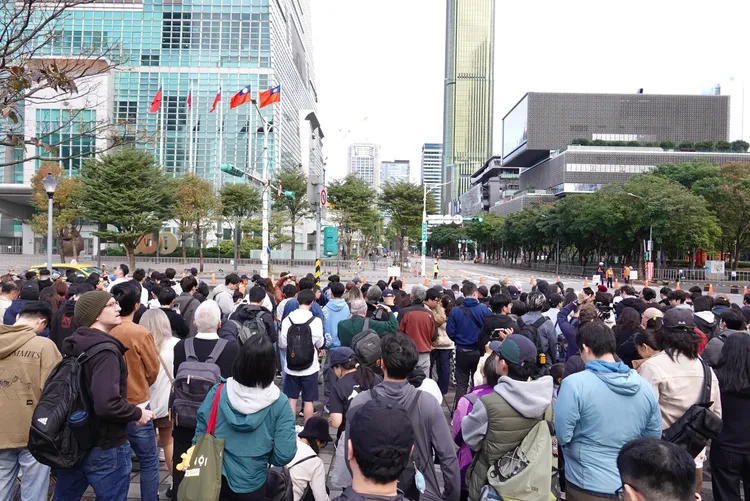 在活動開始前已經有大批民眾聚集。莊宗達攝