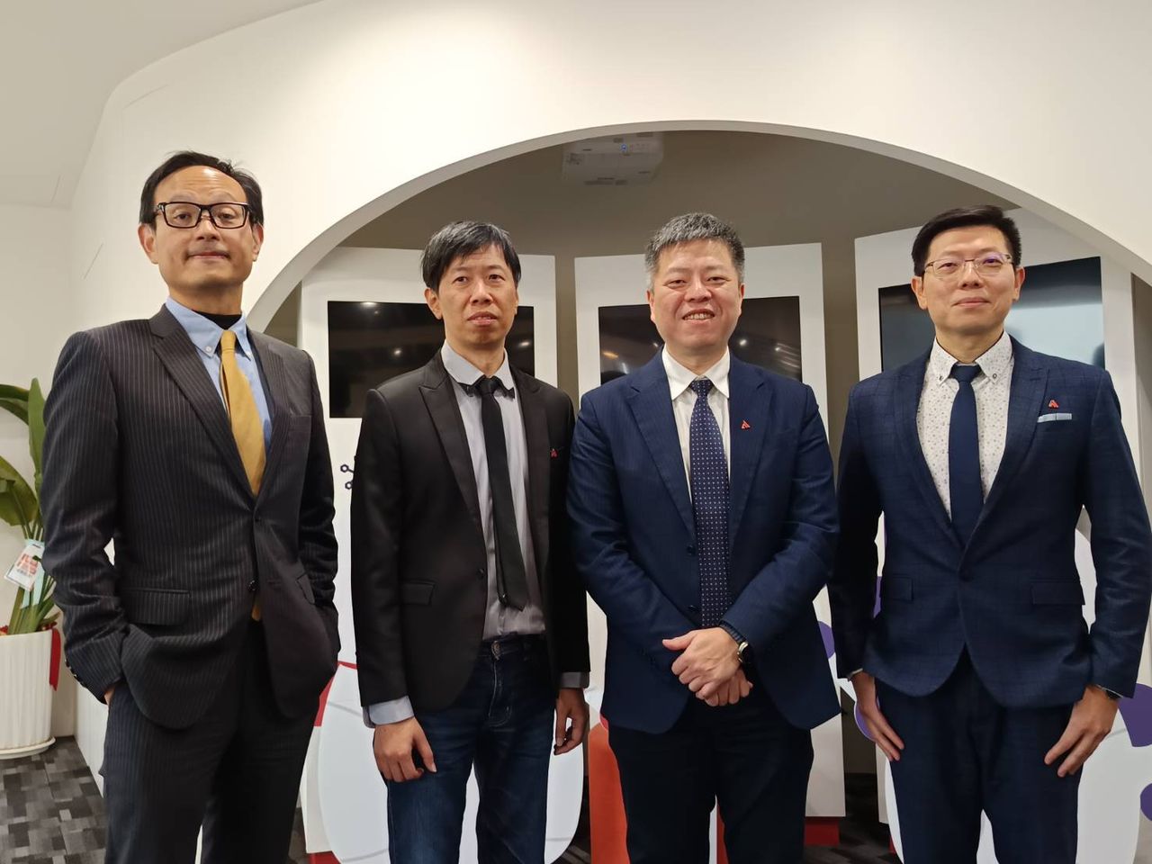 鎖定亞太高攻擊量市場 奧義賽博2025全年營收年增逾2成