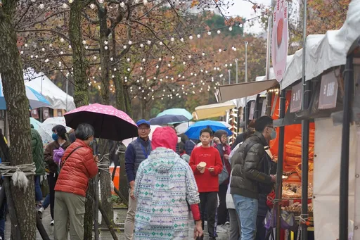 新北年貨市集熱鬧登場　千元年貨1元起標！滿額消費抽萬元年菜