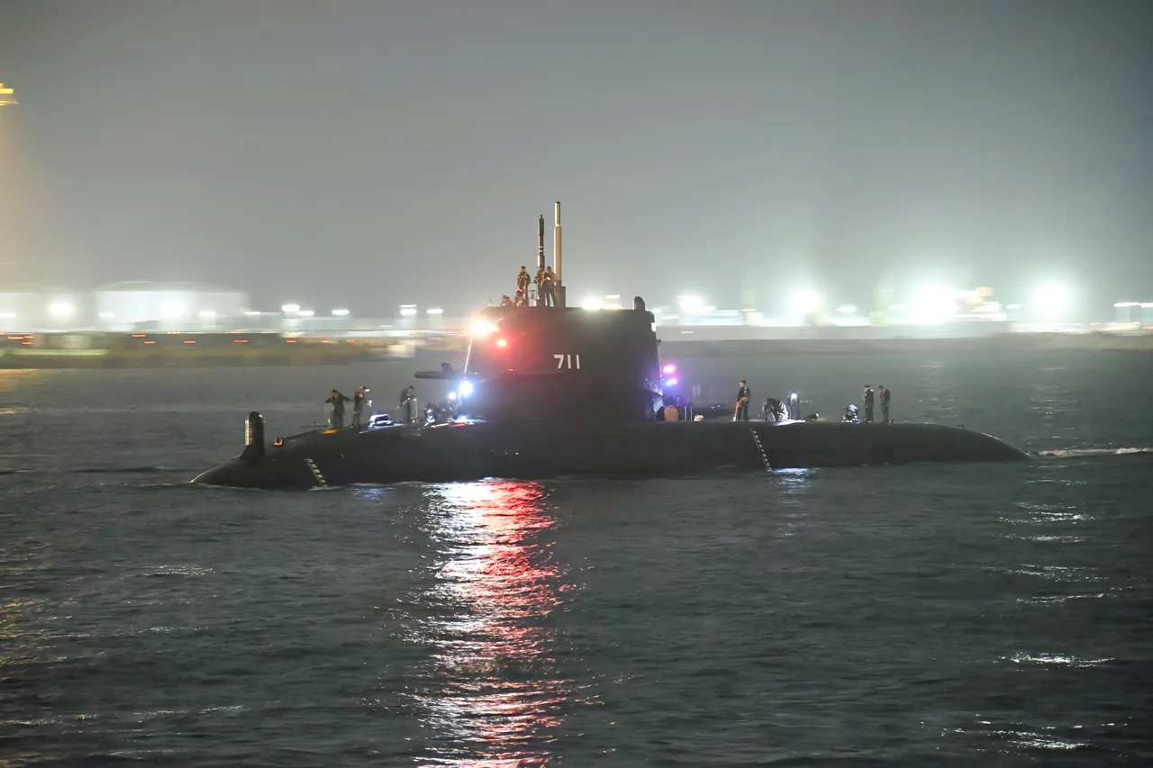 海鯤號潛艦完成首度海試。讀者提供