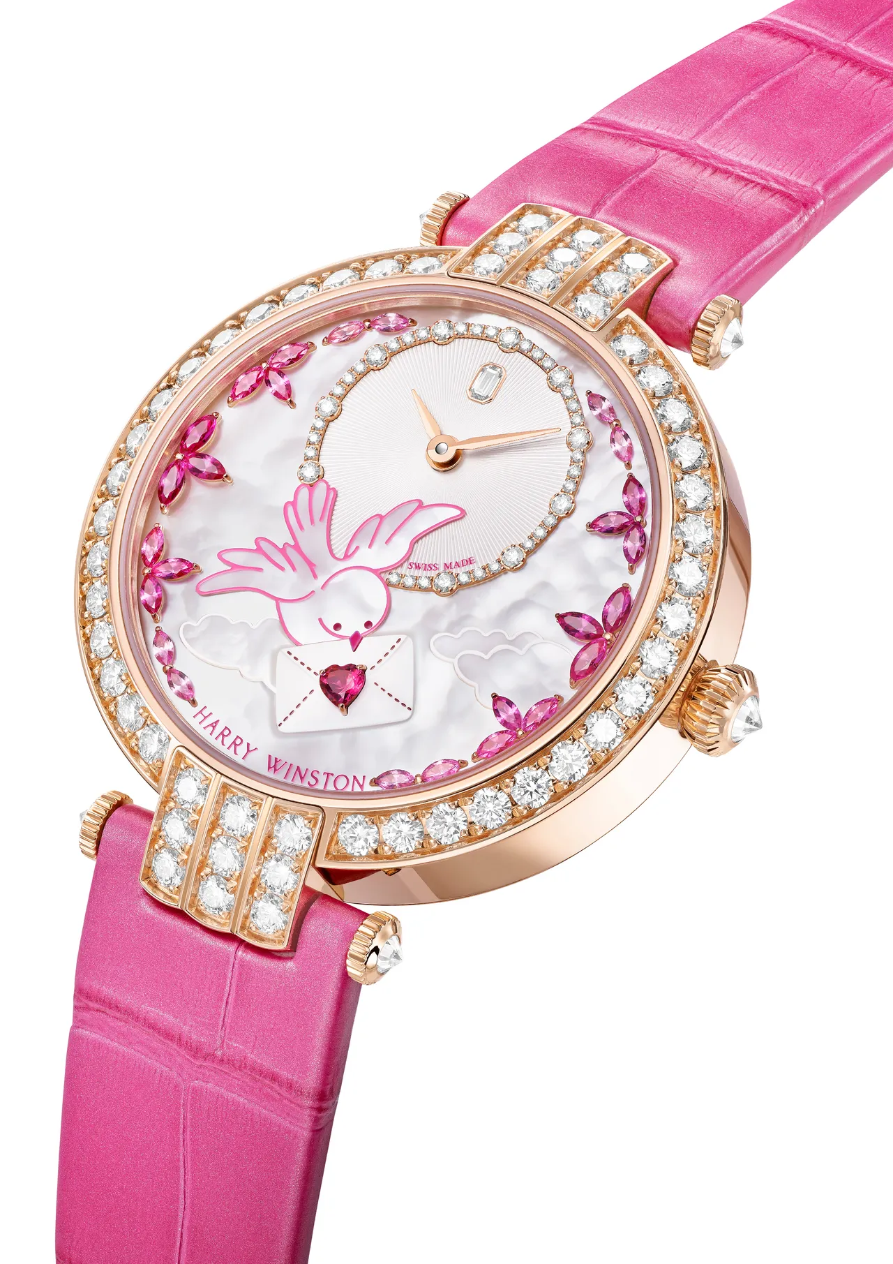 海瑞温斯顿卓时 Premier系列情人节限量腕表，36mm，18K玫瑰金表壳（镶嵌53颗明亮式切工钻石），18K金、白色微珠打磨珍珠母贝表盘 ，珍珠粉色鳄鱼皮表带，自动上链机芯，动力储存，防水深度30米，限量14只。品牌提供