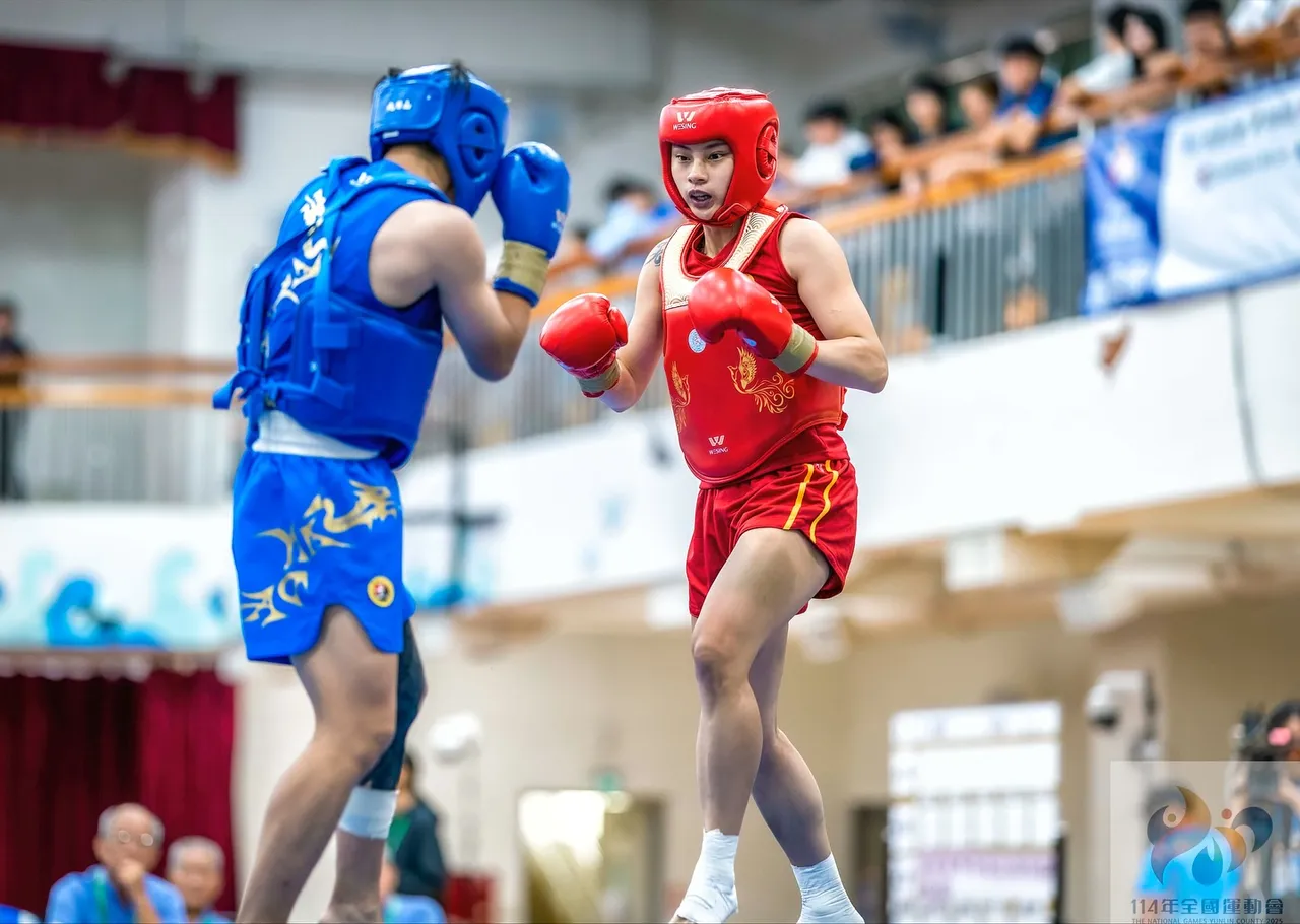 林郁芬是格斗好手。  翻摄林郁芬FB